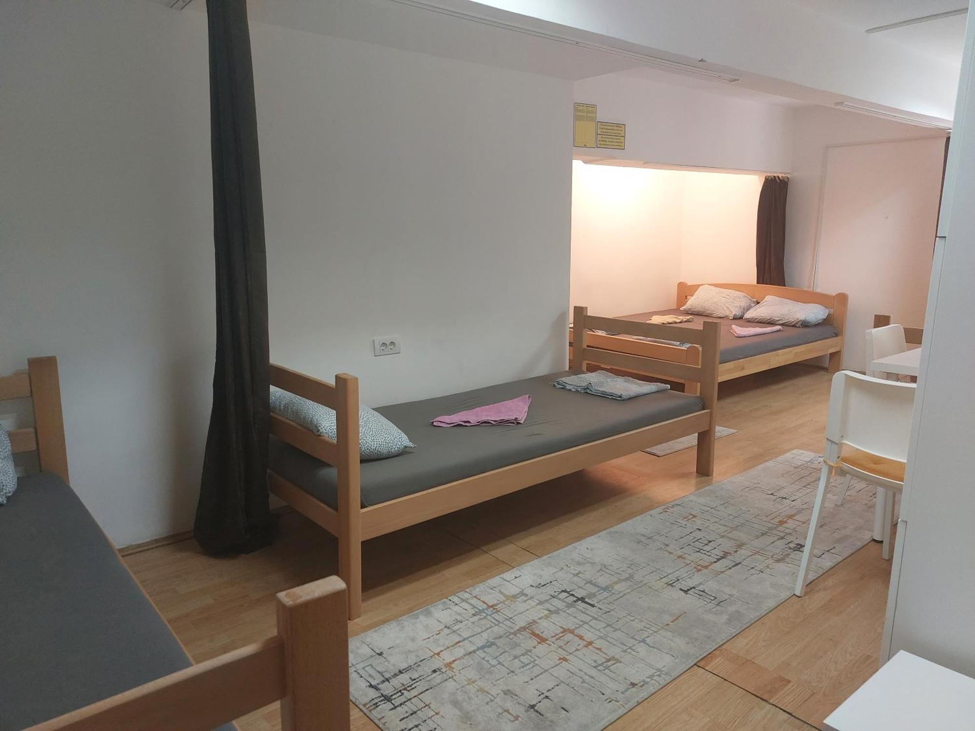 Hostel Inn Downtown Belgrade Exterior photo